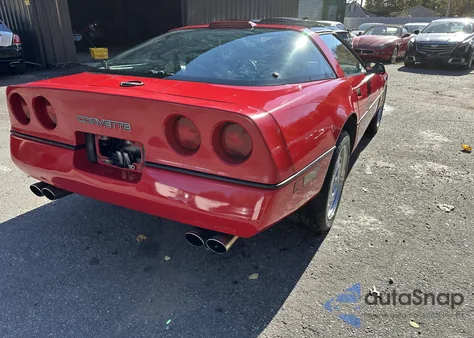 1990 Chevrolet Corvette из США, поврежденный, VIN 1G1YY2385L5119459